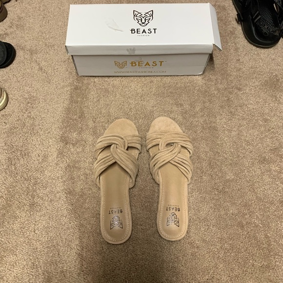 Brand new nude colored slip on sandals - Picture 2 of 3